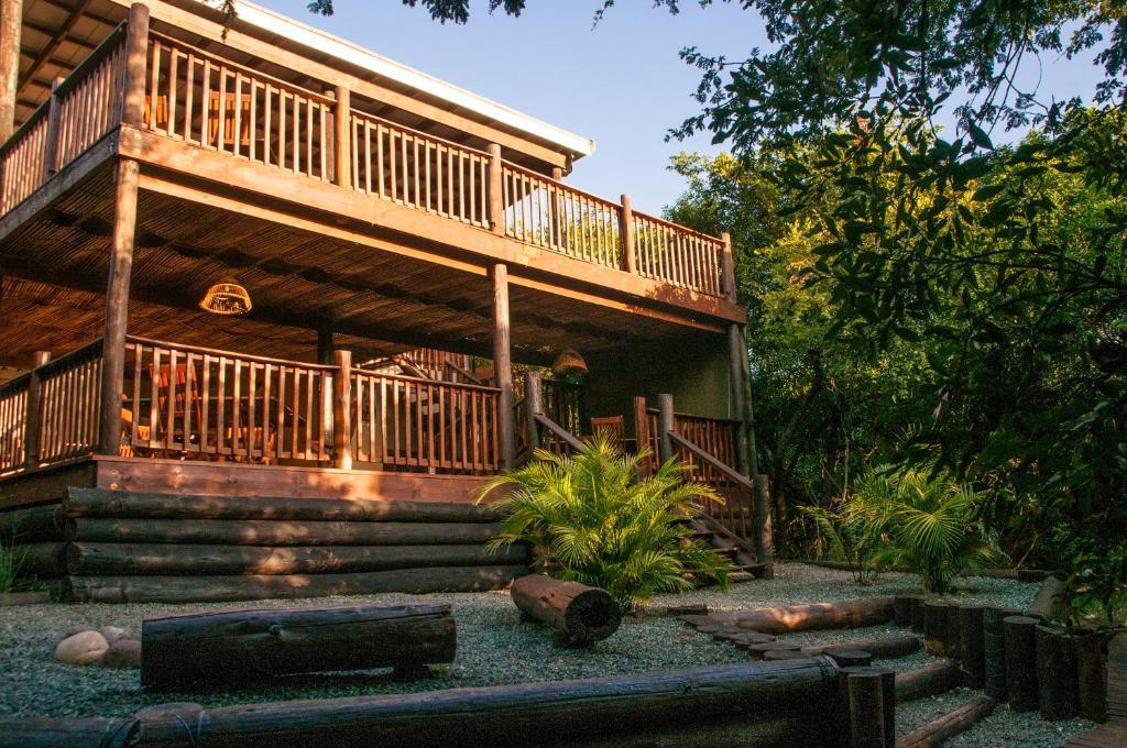 Umkhumbi Lodge Hluhluwe Kültér fotó