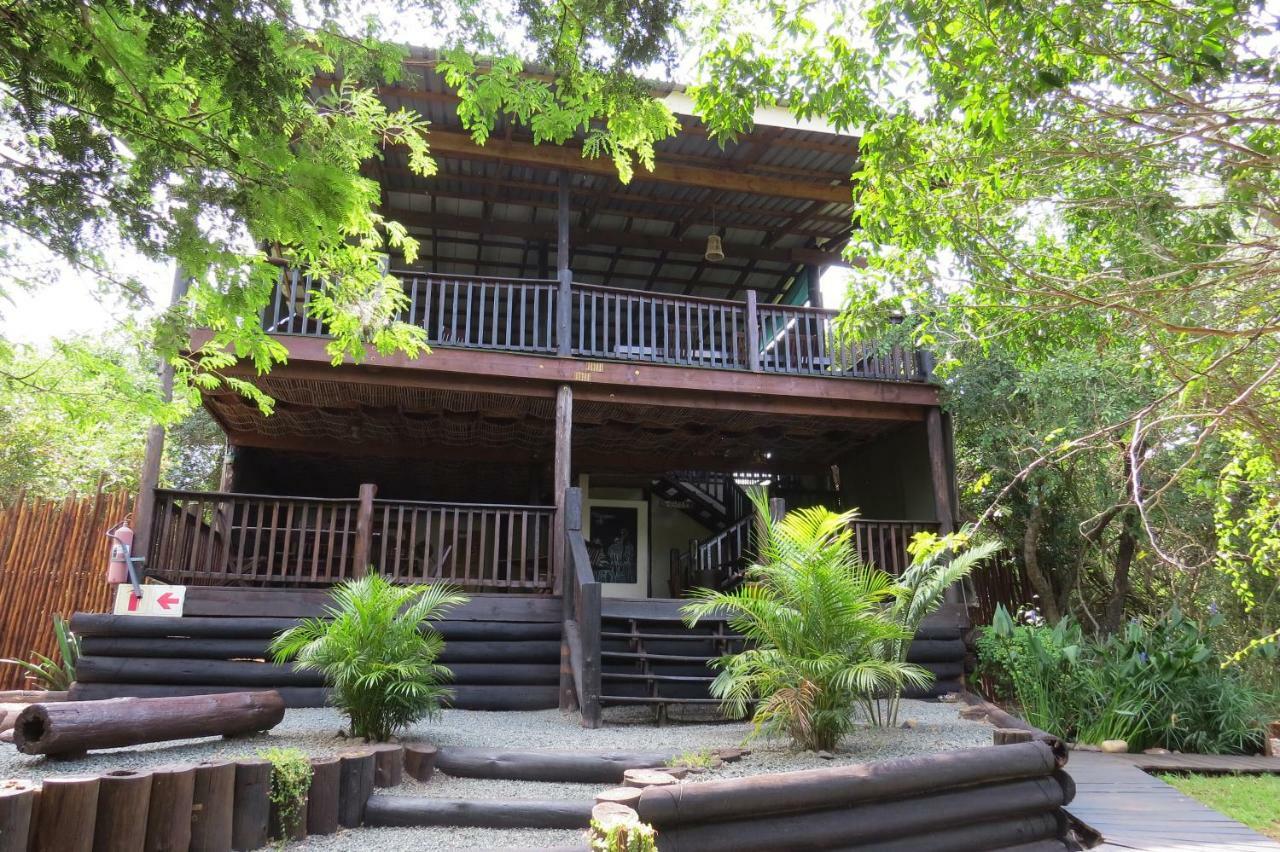 Umkhumbi Lodge Hluhluwe Kültér fotó